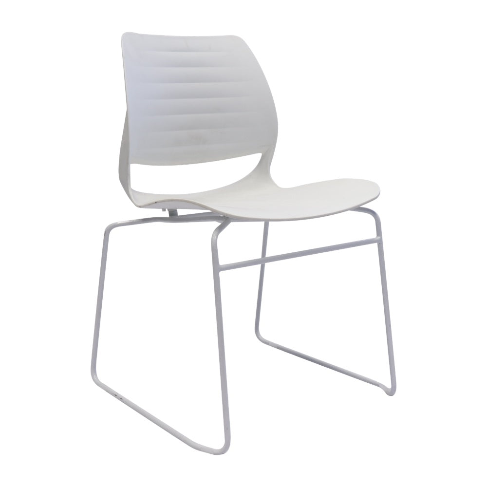 Vivid Chair – Applied Furniture